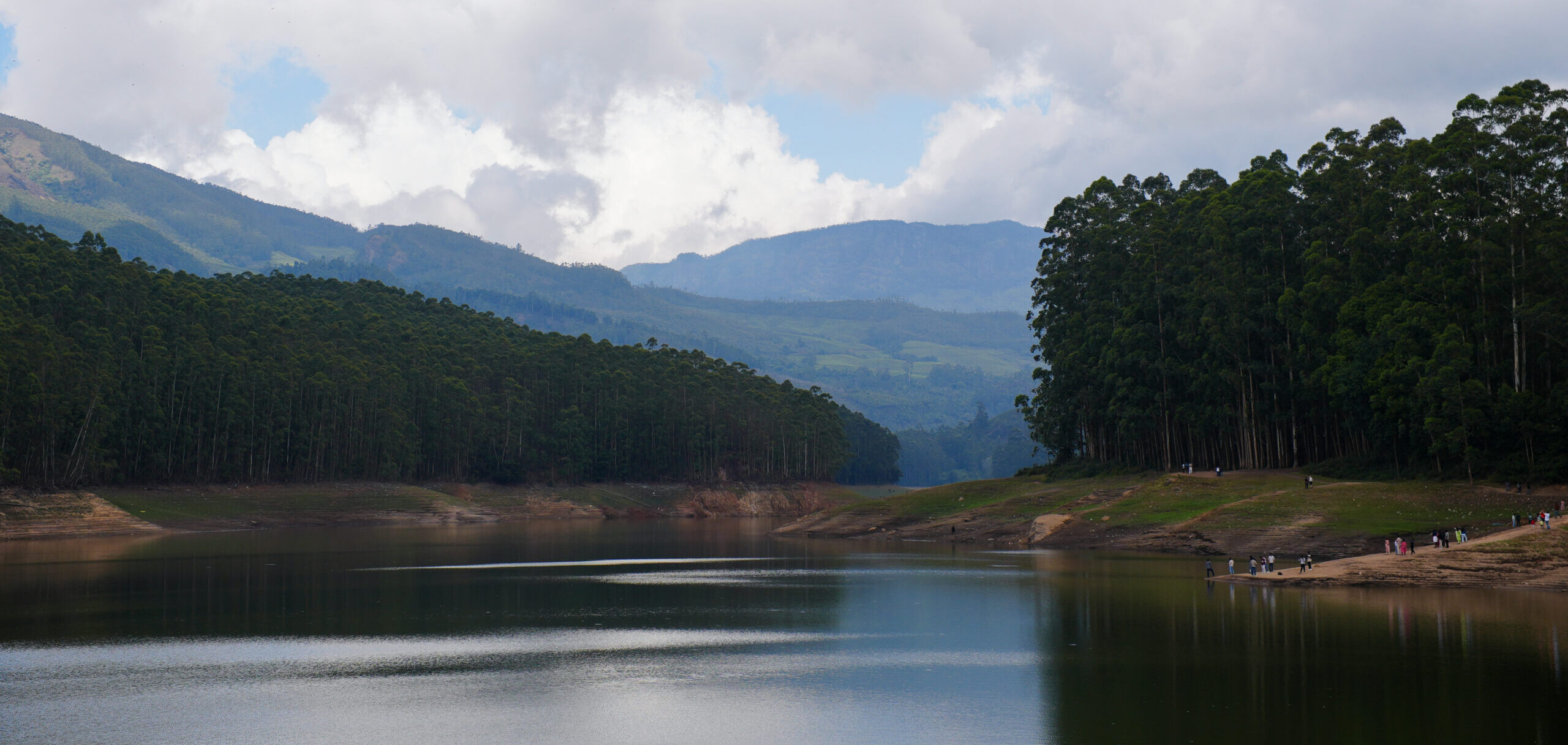 The beautiful views of Kundala Dam, a stop along the Munnar Jeep Tours
