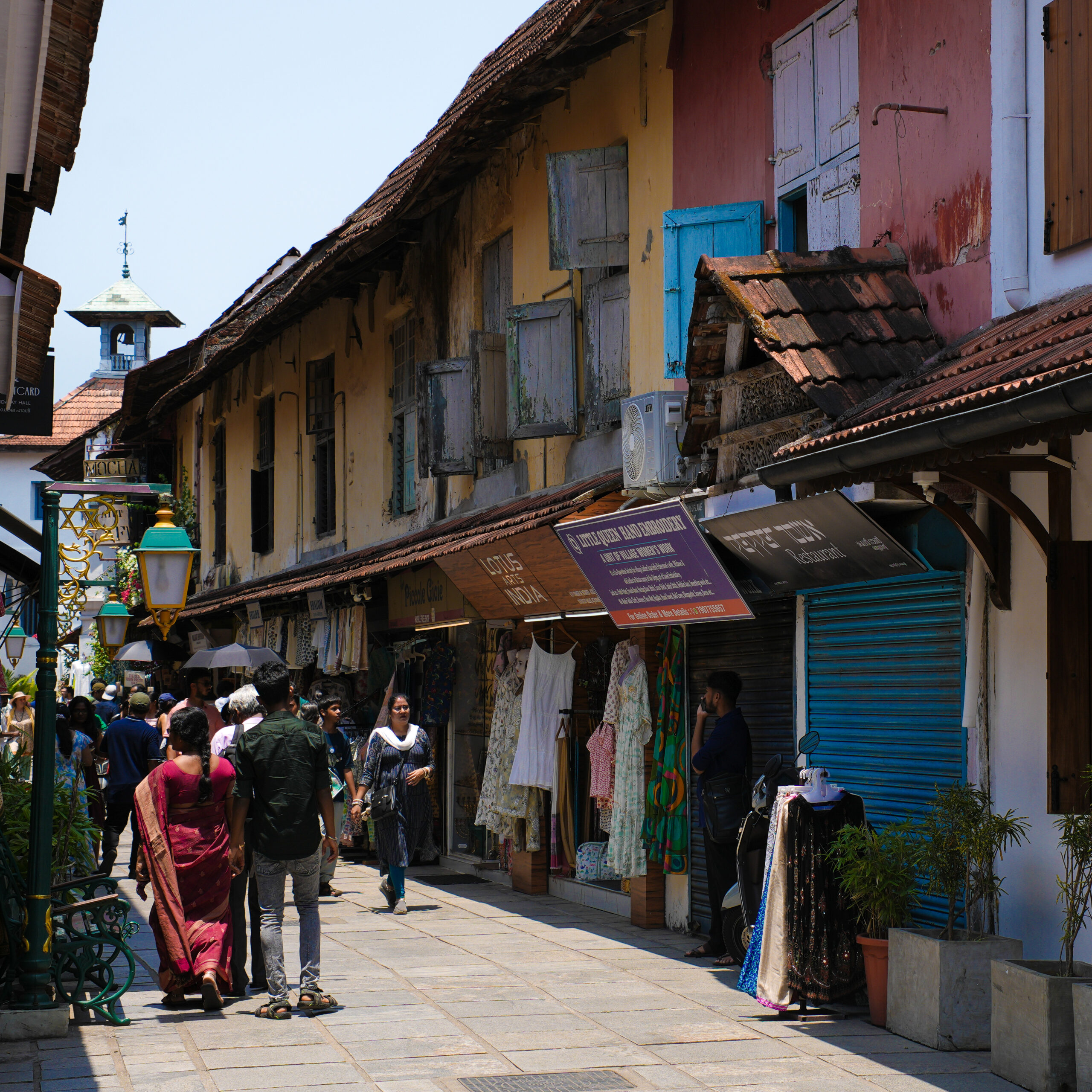 The colourful streets of Jew Town, Kochi. A must-do for a 2-day itinerary when visiting.
