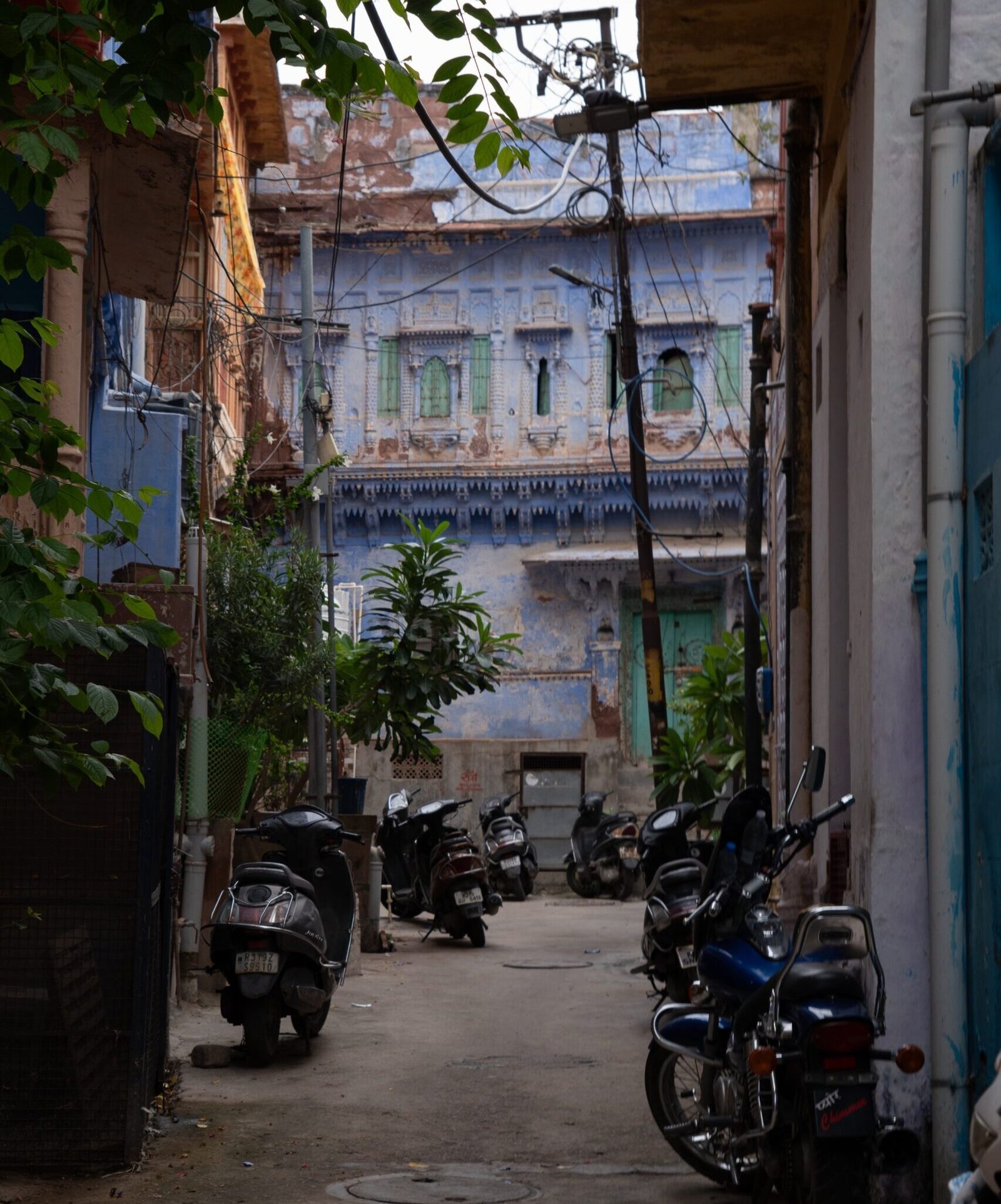 A street with a faded blue look in Jodhpur