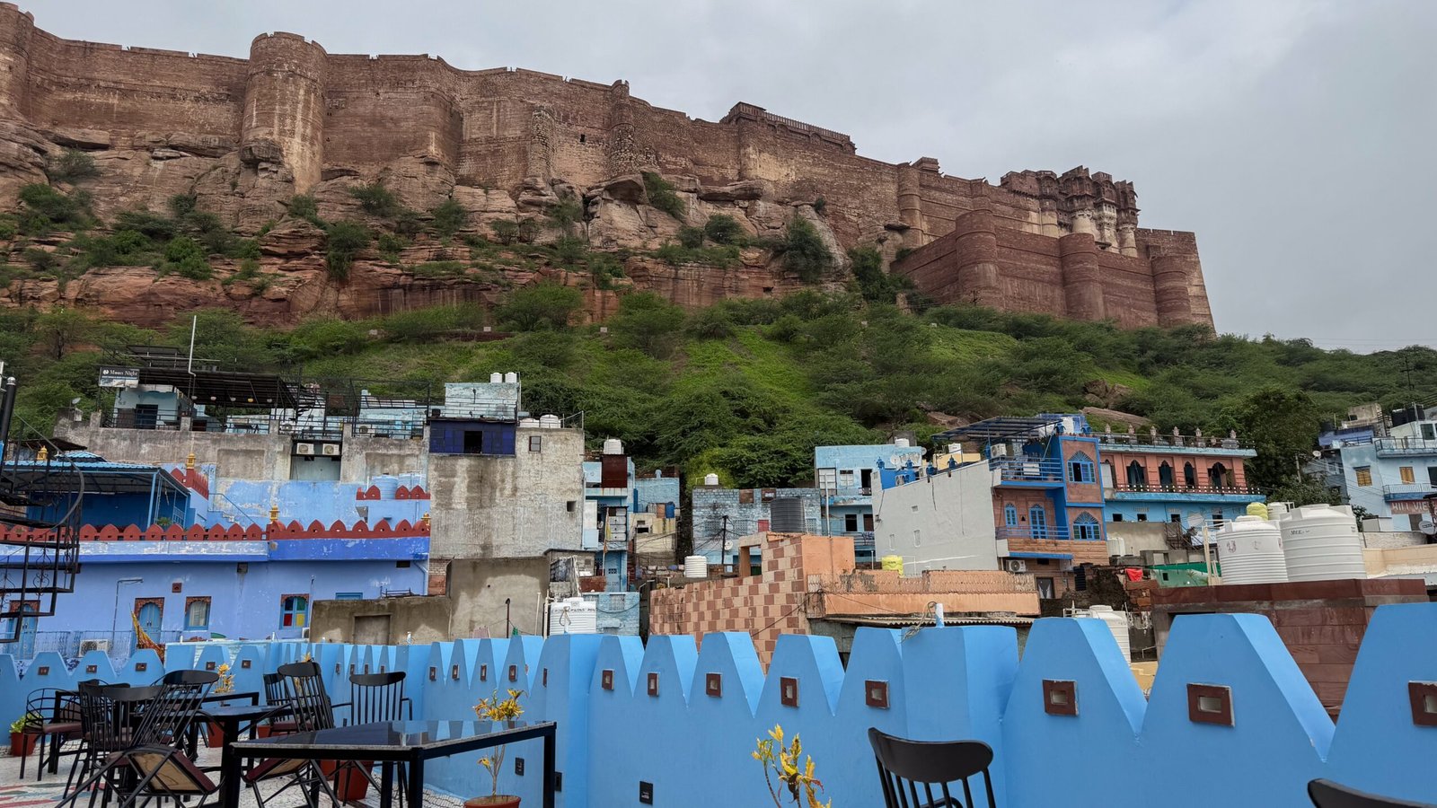A view of the fort in Jodhpur from a blue rooftop